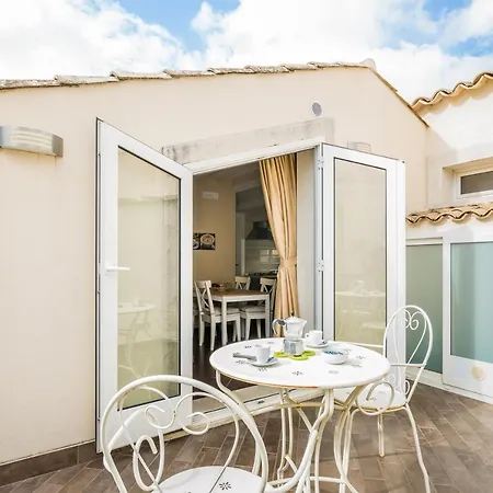 Aparthotel For Family - And Modica