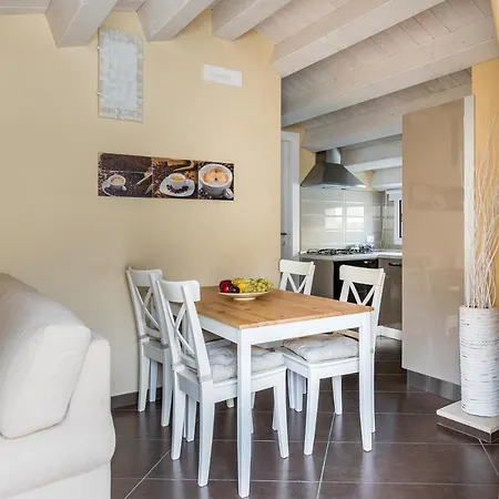 Aparthotel For Family - And