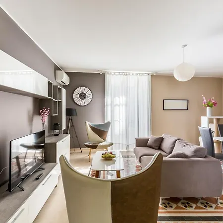 Aparthotel For Family - And Modica