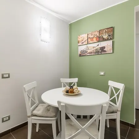 Aparthotel For Family - And *